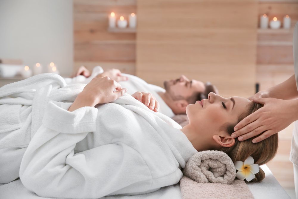 Fun for Two with Double Glow Medifacial Therapy 4 Radiant Couples