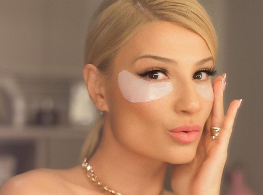 "Multimasking": H IT θεραπεία προσώπου