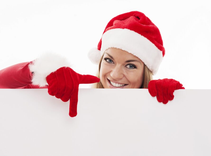 Xmas Countdown: Ποιες θεραπείες να κάνετε από τώρα, ώστε να λάμπετε τις γιορτές