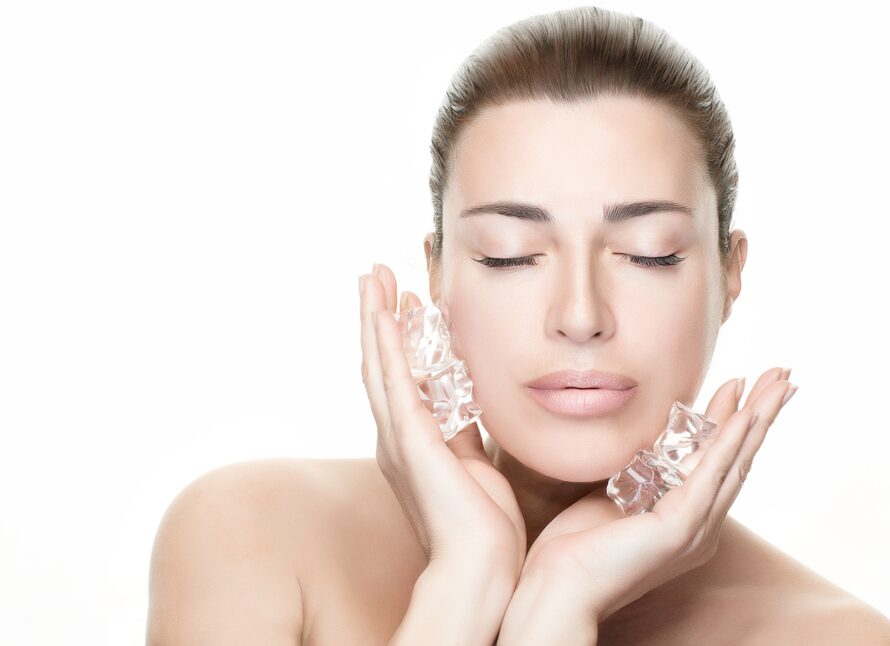 Cryofacial: Η πιο trendy θεραπεία για το καλοκαίρι και όχι μόνο