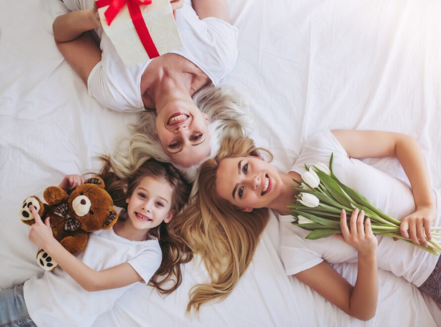 Ημέρα της γυναίκας: Ένα δώρο αγάπης στον εαυτό μας-3 Θεραπείες Express για λαμπερό πρόσωπο