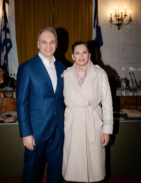 «Στη Σκιά του Νυστεριού»: Η συγκλονιστική συνάντηση Επιστήμης και Ποίησης στην παρουσίαση της συλλογής του Ευάγγελου Κεραμίδα