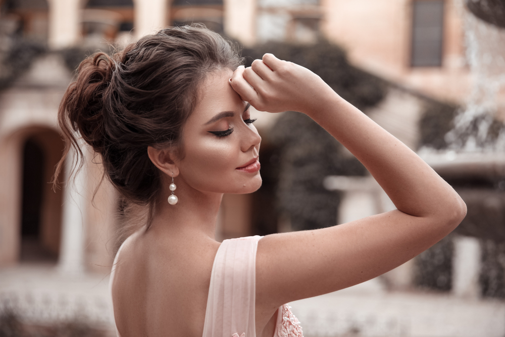 Bridal Beauty Countdown: Το high-tech πρωτόκολλο για τις νύφες του καλοκαιριού Bridal Beauty Countdown: Το high-tech πρωτόκολλο για τις νύφες του καλοκαιριού