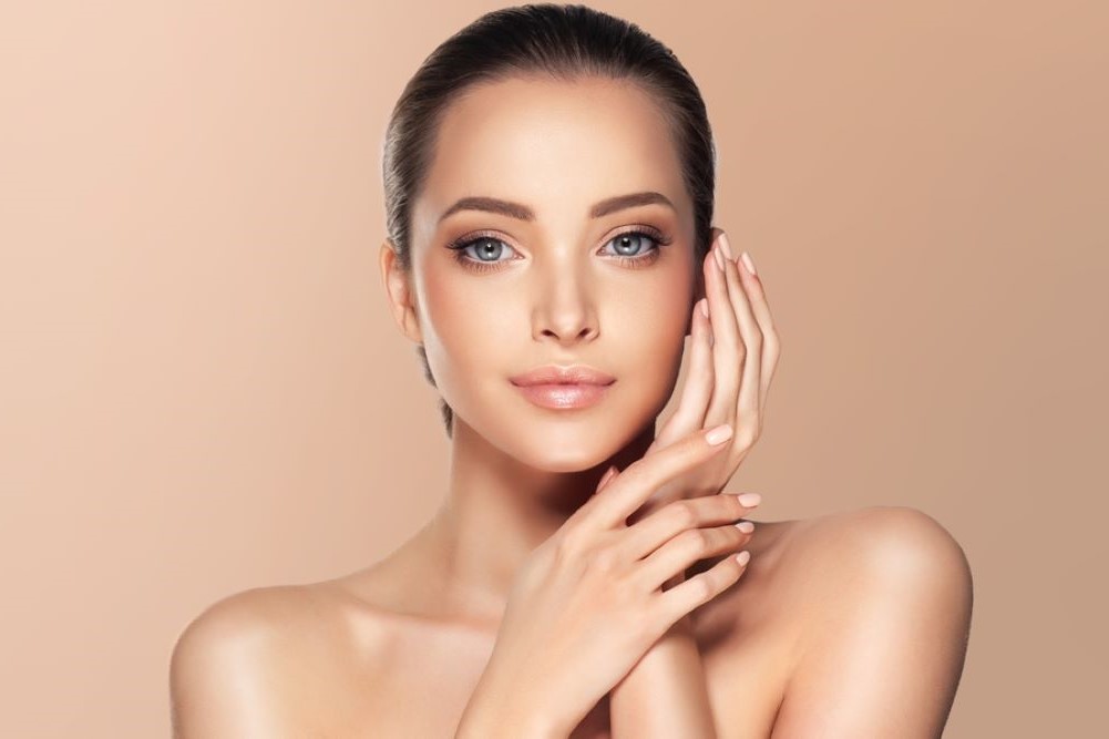 AFTER SUMMER GLOW: Η απόλυτη επανεκκίνηση για την επιδερμίδα σας